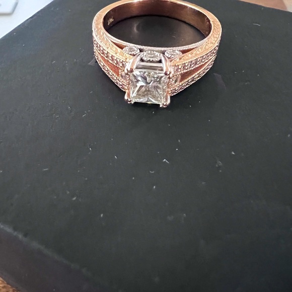 custom design rose gold diamond ringdescription in picture’s & appraisal